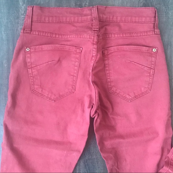 James Jeans - Twiggy Cut - Picture 3 of 5